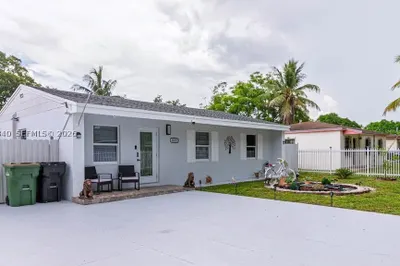 1655 NW 124th St 1