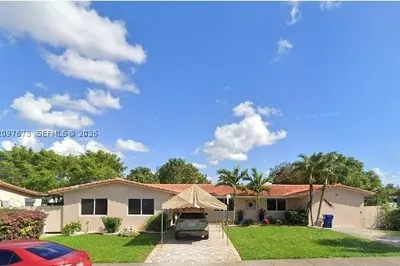 405 SW 106th Ave 1