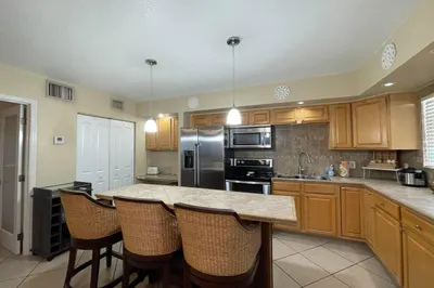 229 SE 1st Avenue #203 1