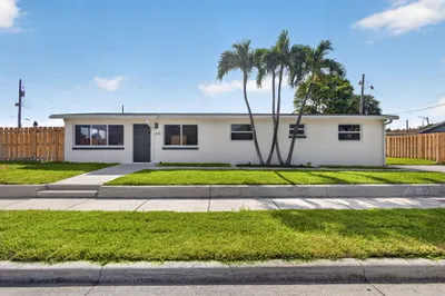 665 W 7th Street 1