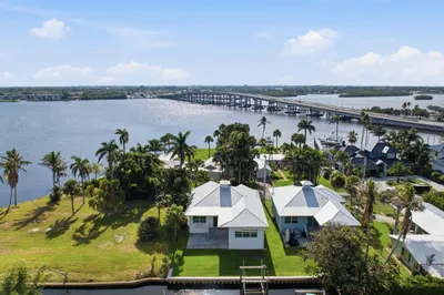 2534 SW Conch Cove Lane 1