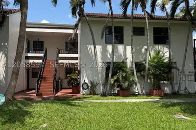 10875 NW 7th St #23-36 1