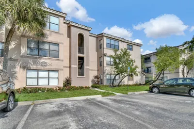 2866 S University Dr #5105 1