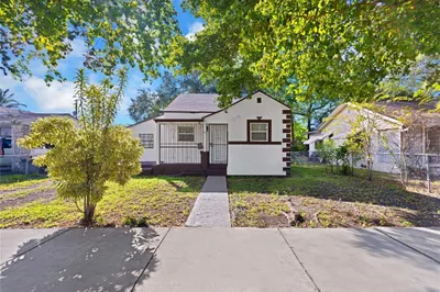 1114 NW 39th Street 1