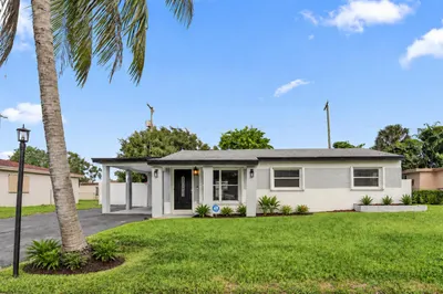 3851 NW 4th Place 1