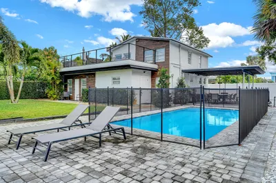 311 SE 3rd Avenue #Downstairs 1