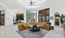 314 W Riverside Drive Photo