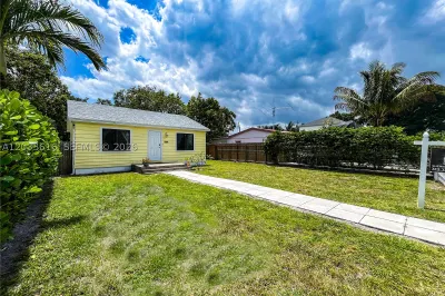 2330 Scott St 1