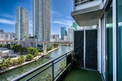 690 SW 1st Ct #1019 1