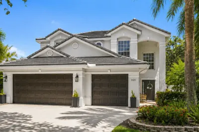 1121 Delray Lakes Drive 1