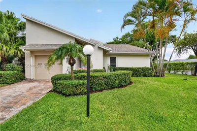 6989 Clover Ct 1