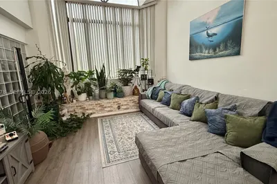 15525 Miami Lakeway N #206 1