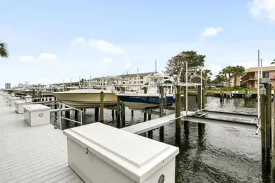 108 Paradise Harbour Boulevard #12 1