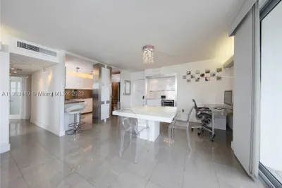5838 Collins Ave #15C 1