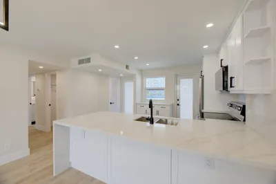 201 N Ocean Boulevard #207 1