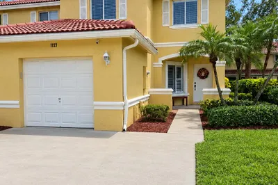 1727 Arezzo Circle 1