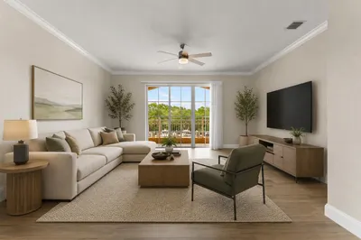 643 Casa Loma Boulevard 1