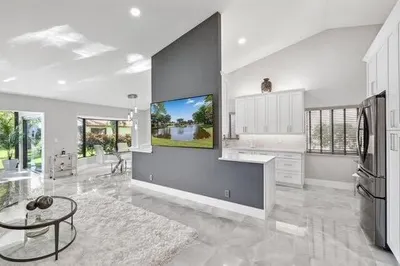 4847 Boxwood Circle 1