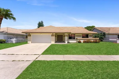 5809 Sun Pointe Circle 1