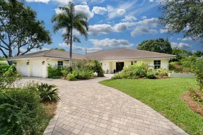 2908 Banyan Blvd Circle Nw 1