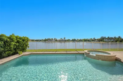 1221 Bay View Way 1