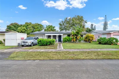 8961 SW 127th Ter 1