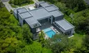 7425 Howard Dr Photo