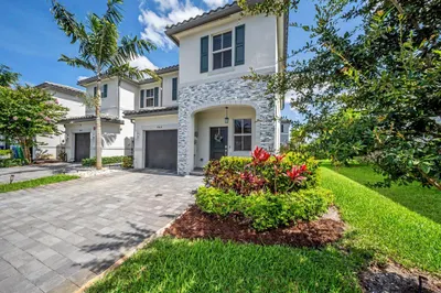 11968 NW 47th Manor 1
