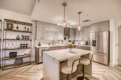 236 SE Fifth Avenue #205 1