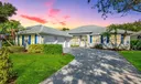 736 Hampton Woods Lane Sw Photo