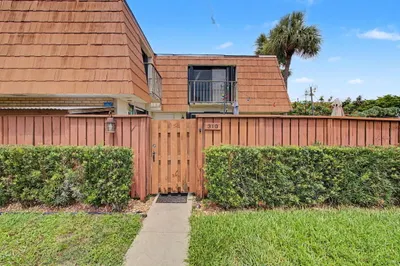 310 Buttonwood Lane #B 1