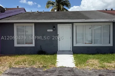 18602 NW 46th Ave #18602 1