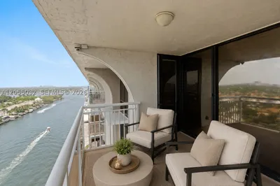 1600 S Ocean Dr #18B 1