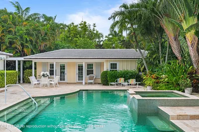 Cabana house pool