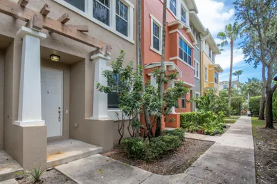 500 Pacific Grove Drive #5 1