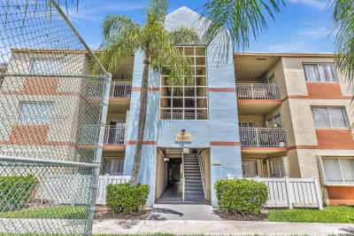 18850 NW 57th Ave #208 1