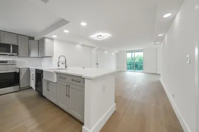 5301 NW 2nd Avenue #407 1