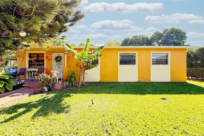 17221 NW 52nd Pl 1