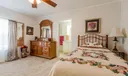 412 SE Trafalgar Terrace Photo