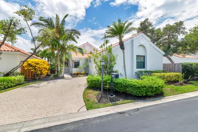 2690 Mikasa Drive 1