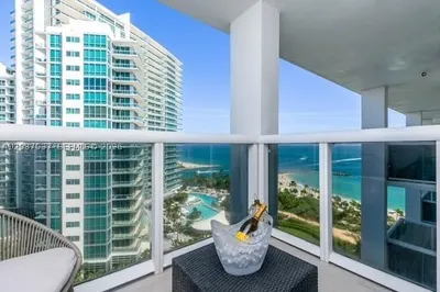10275 Collins Ave #1404 1