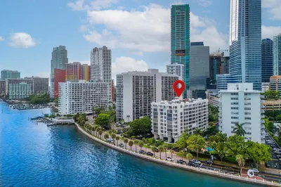 1440 Brickell Bay Dr #401 1