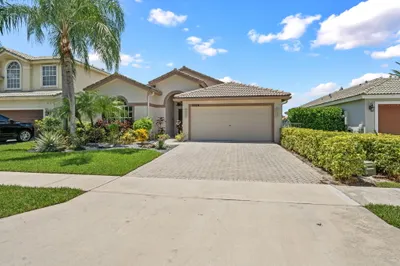 3526 Old Lighthouse Circle 1