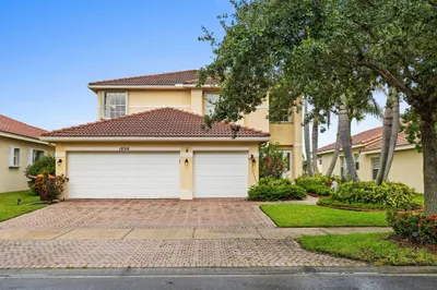 1894 SW Grey Falcon Cir Circle Sw 1