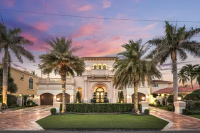 4216 Intracoastal Drive 1