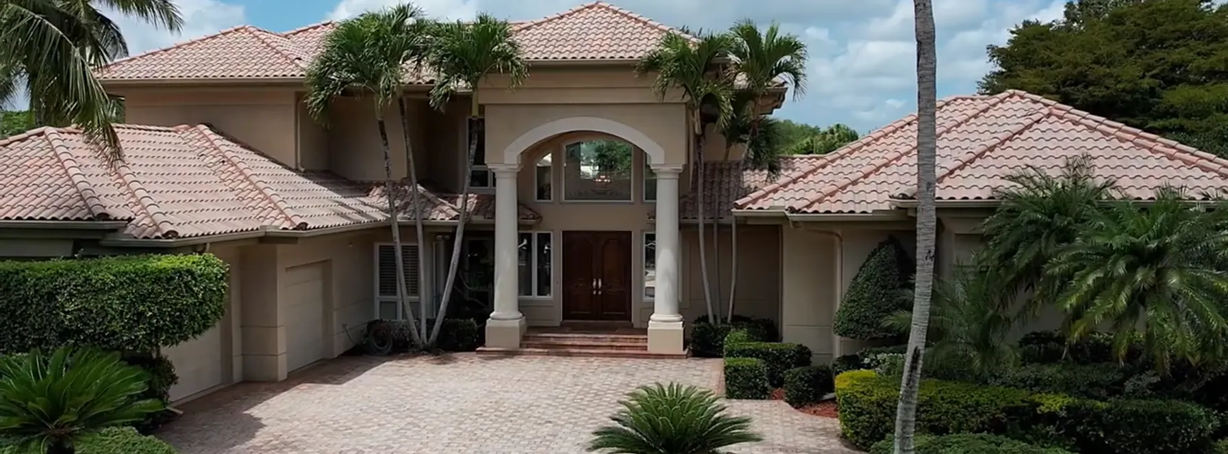 Luxury Estate Nestled within PGA National!
