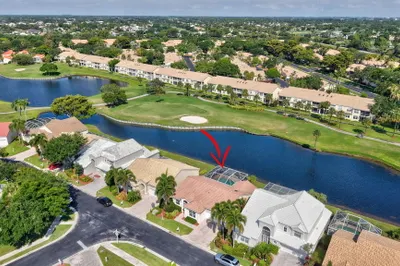 PANORAMIC GOLF & LAKE VIEWS