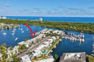 2727 Yacht Club Boulevard #2b 1