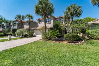 6593 Lurais Drive 1
