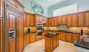 7977 Cranes Pointe Way Photo
